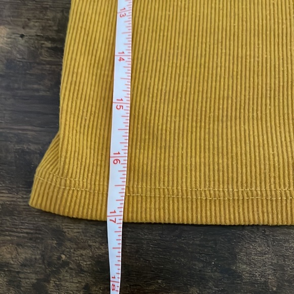 Rue 21 * Gold-Orange Color * Short Sleeve Ribbed Top * XS - Picture 9 of 10